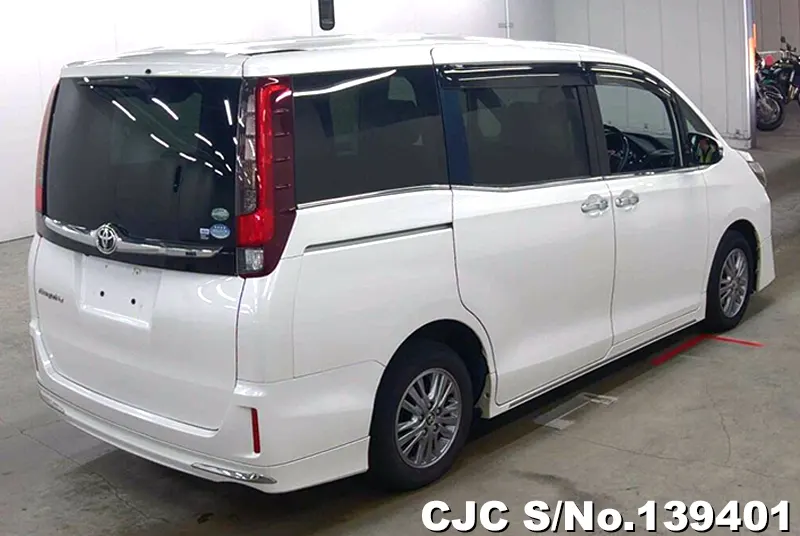 2016 Toyota / Esquire Stock No. 139401