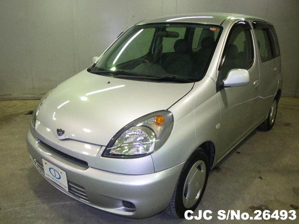 Toyota funcargo 2001