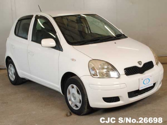 2004 Toyota / Vitz - Yaris Stock No. 26698