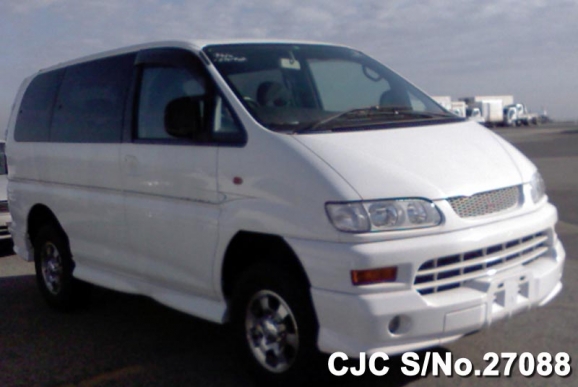 2002 Mitsubishi / Delica Stock No. 27088