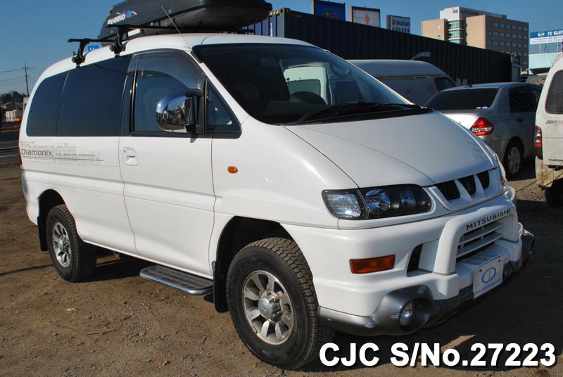 Mitsubishi delica 2000