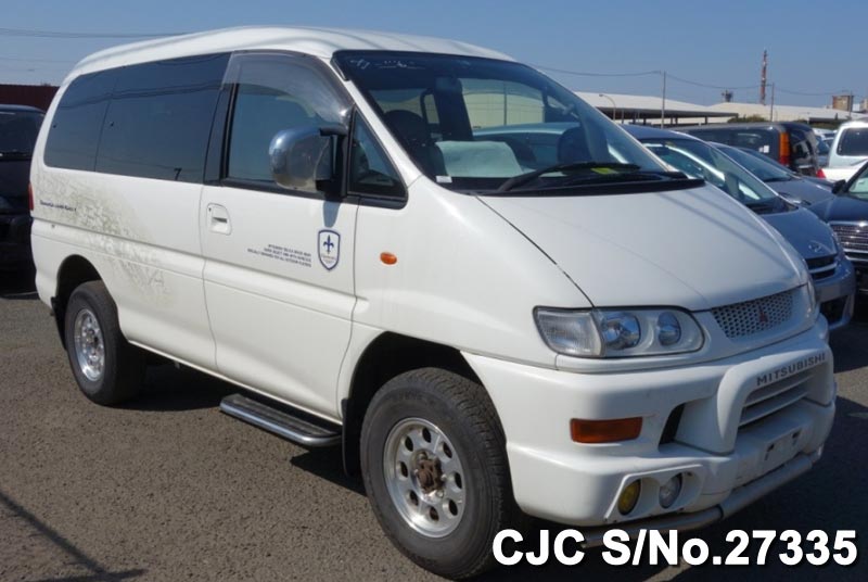 Mitsubishi delica 2000