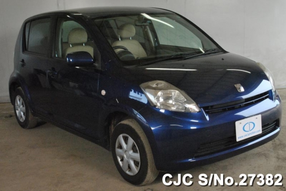 2005 Toyota / Passo Stock No. 27382