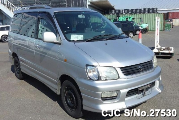 2001 Toyota / Liteace Noah Stock No. 27530