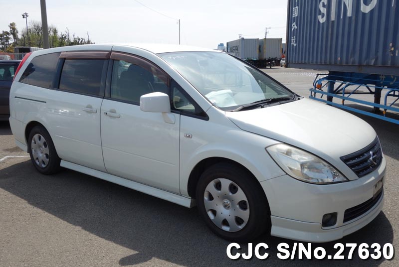 Nissan presage 2003