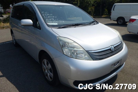 2007 Toyota / Isis Stock No. 27709