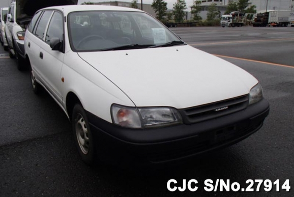 2002 Toyota / Caldina Stock No. 27914