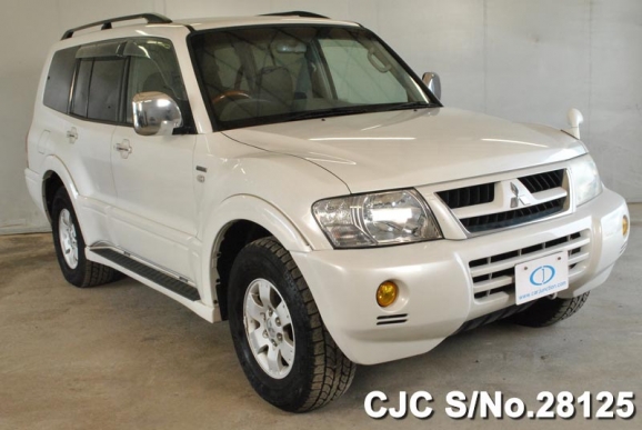 2003 Mitsubishi / Pajero Stock No. 28125