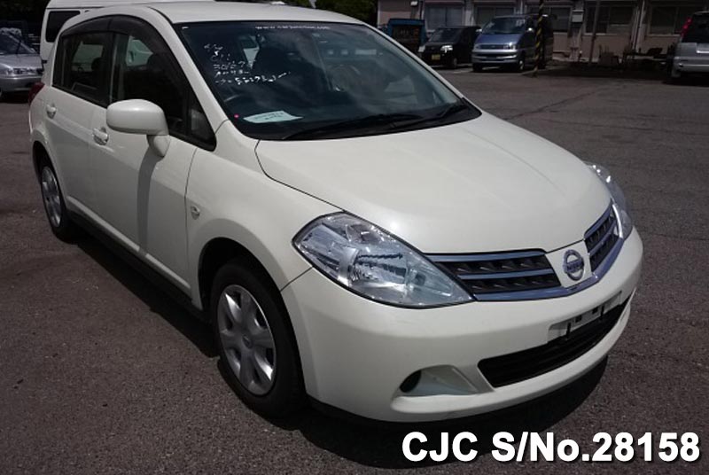 2009 Nissan Tiida Pearl for sale Stock No. 28158 Japanese Used Cars