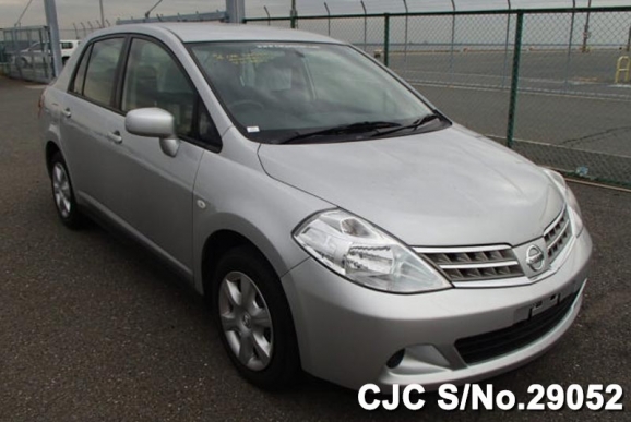 Nissan tiida 2009