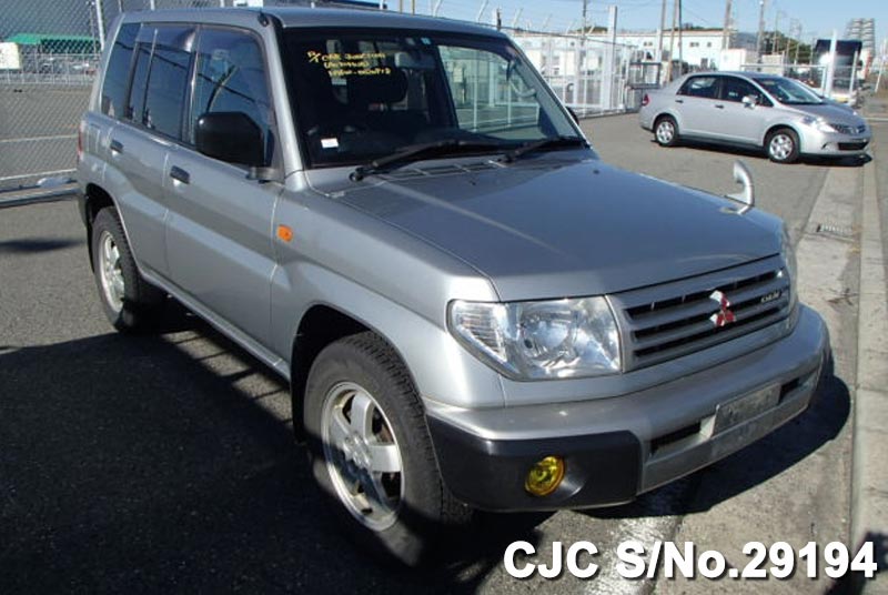 Mitsubishi pajero io 1999