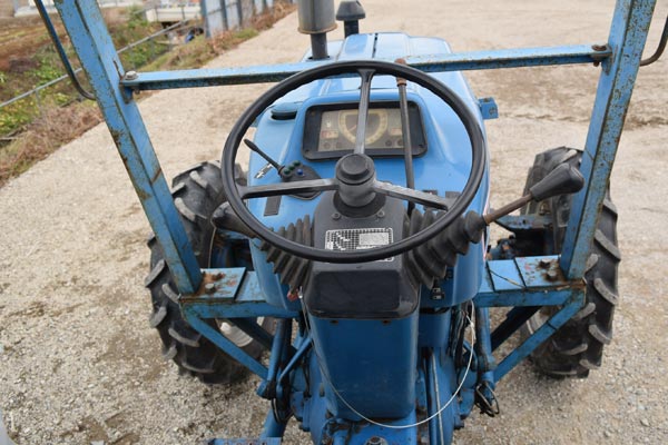Used 3910 ford tractor #8