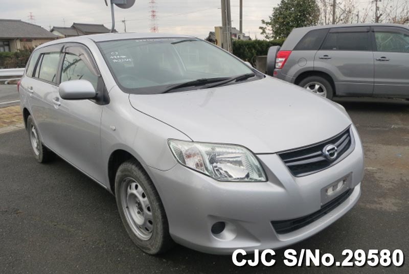 Toyota corolla fielder 2010