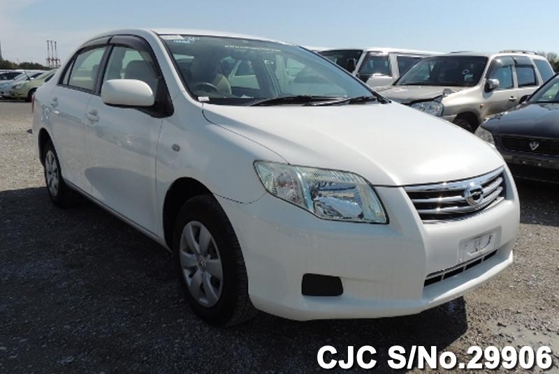 Toyota corolla axio 2010
