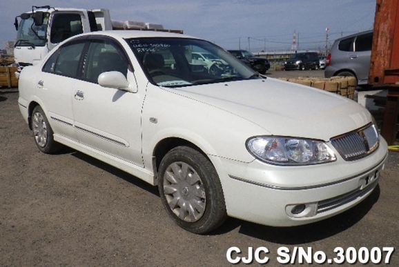 2005 Nissan / Bluebird Sylphy Stock No. 30007