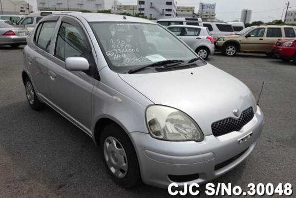 2002 Toyota / Vitz - Yaris Stock No. 30048