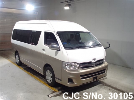 2011 Toyota / Hiace Stock No. 30105