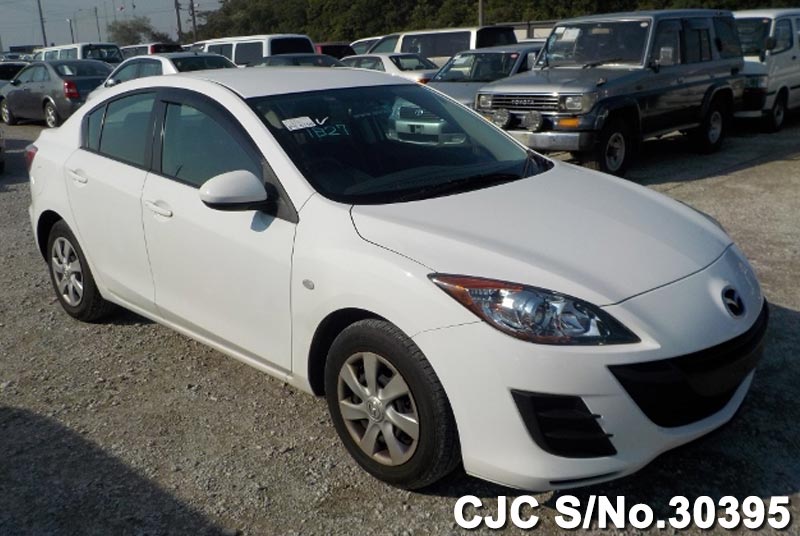 Mazda axela 2010 хэтчбек Mazda axela 2010 хэтчбек