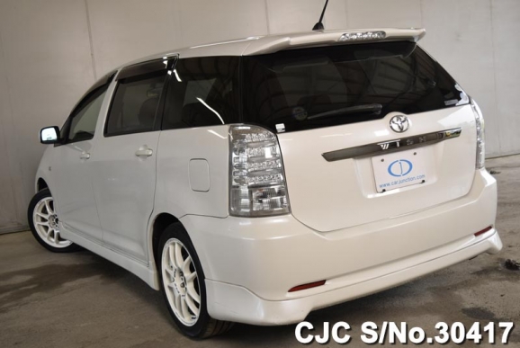 2006 Toyota Wish Pearl for sale | Stock No. 30417 | Japanese Used