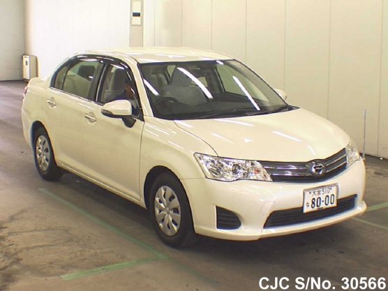 2013 Toyota / Corolla Axio Stock No. 30566