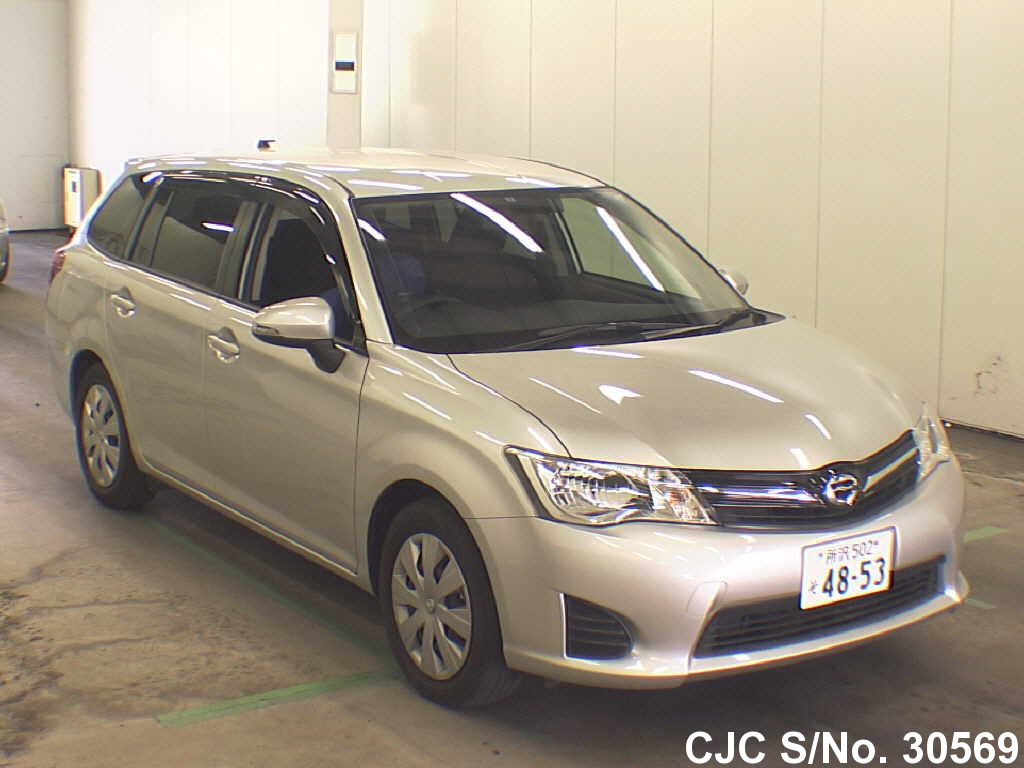 Toyota corolla fielder 2014