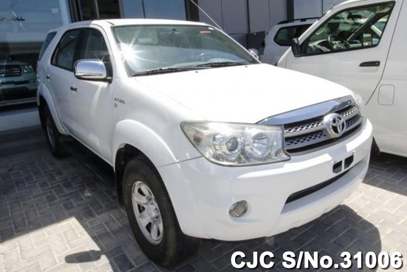 Toyota fortuner 2011