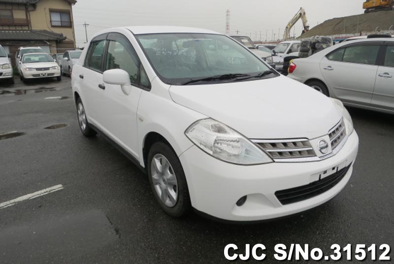 Nissan tiida latio 2010
