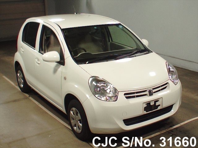 Toyota passo 2012