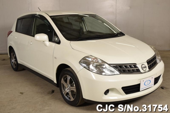 2010 Nissan / Tiida Stock No. 31754