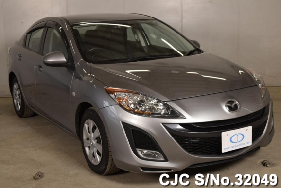 2010 Mazda / Axela Stock No. 32049