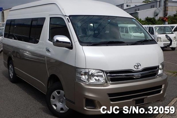 2011 Toyota / Hiace Stock No. 32059