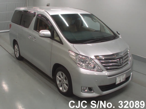 2013 Toyota / Alphard Stock No. 32089