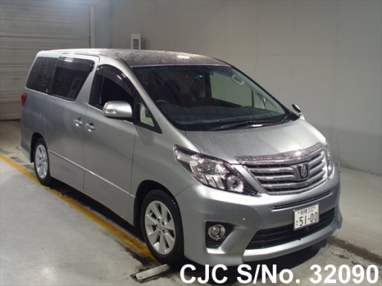 2013 Toyota / Alphard Stock No. 32090