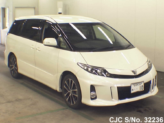2013 Toyota / Estima Stock No. 32236