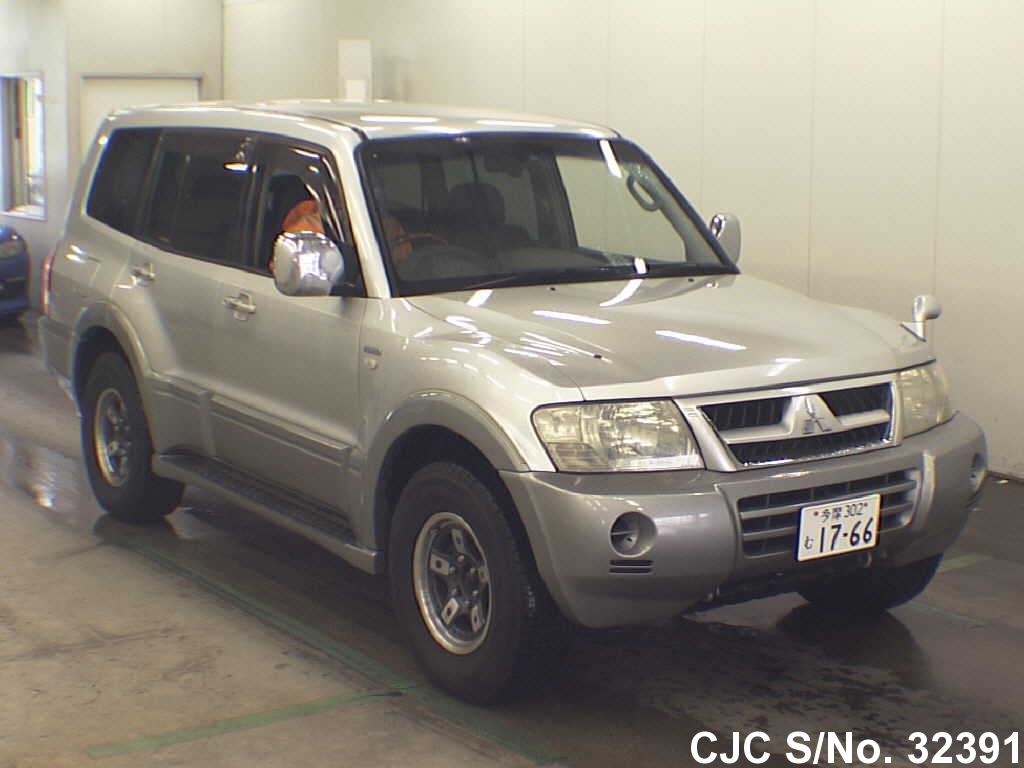 Mitsubishi pajero 2003