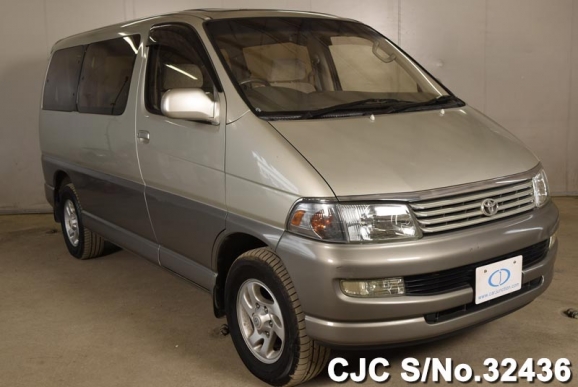 1998 Toyota / Regius Stock No. 32436