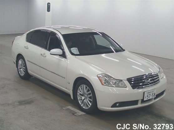 Nissan fuga 2005