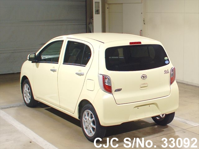 Daihatsu mira 2012
