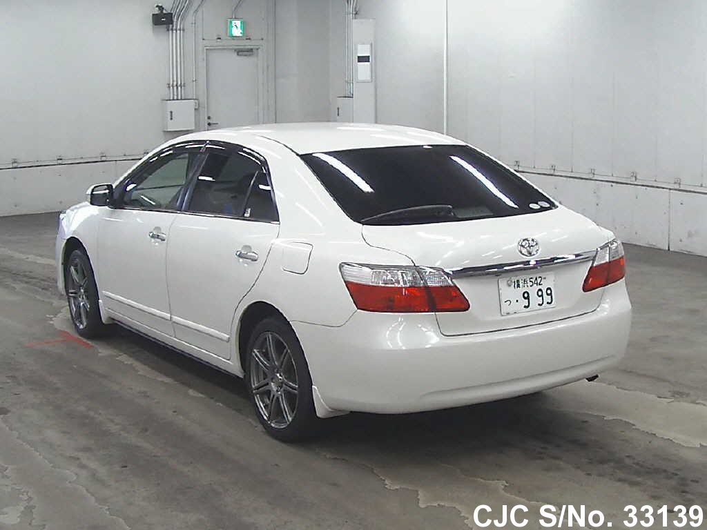 Toyota premio 2009