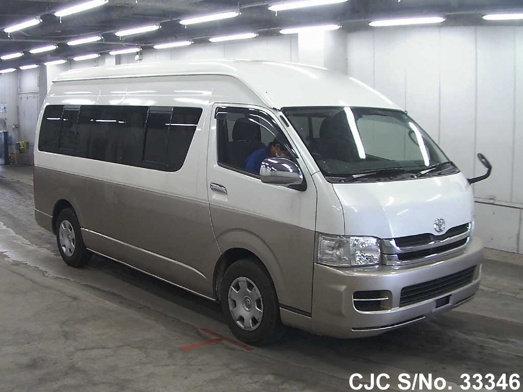 Toyota hiace 2010