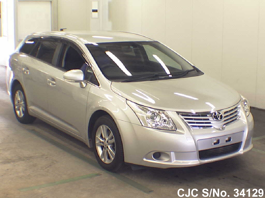 Toyota avensis 2012