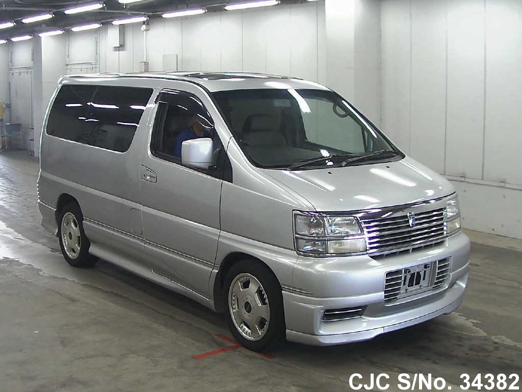 Nissan elgrand 1998