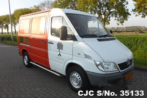 2005 Mercedes Benz / Sprinter Stock No. 35133