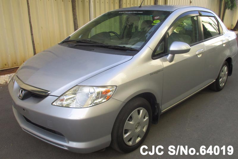 Honda fit aria 2003