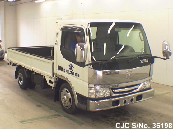 2001 Mazda / Titan Stock No. 36198