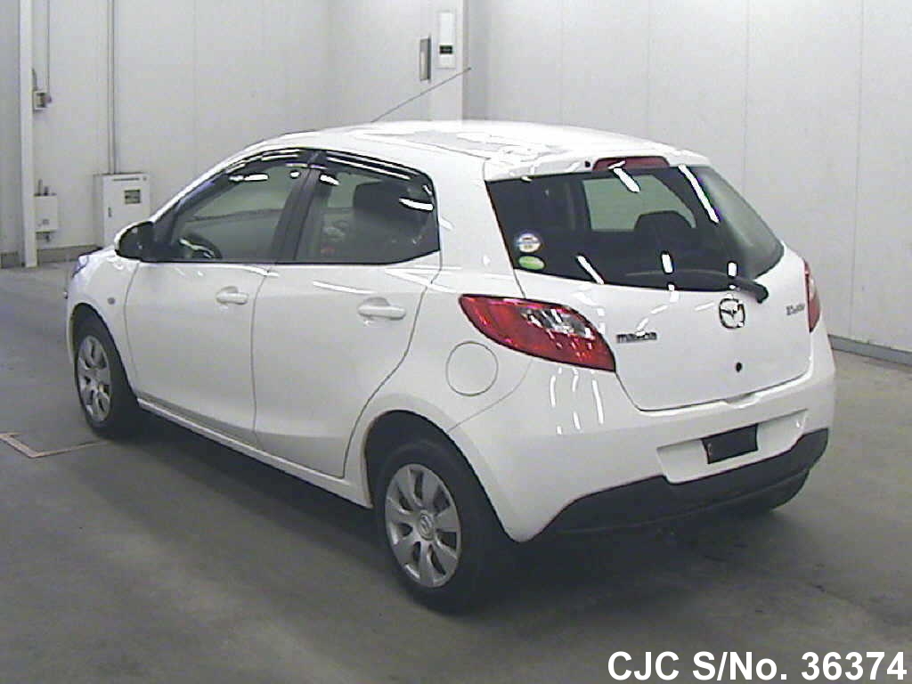 Mazda demio 2009