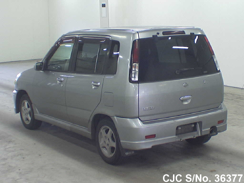 Nissan cube 1999
