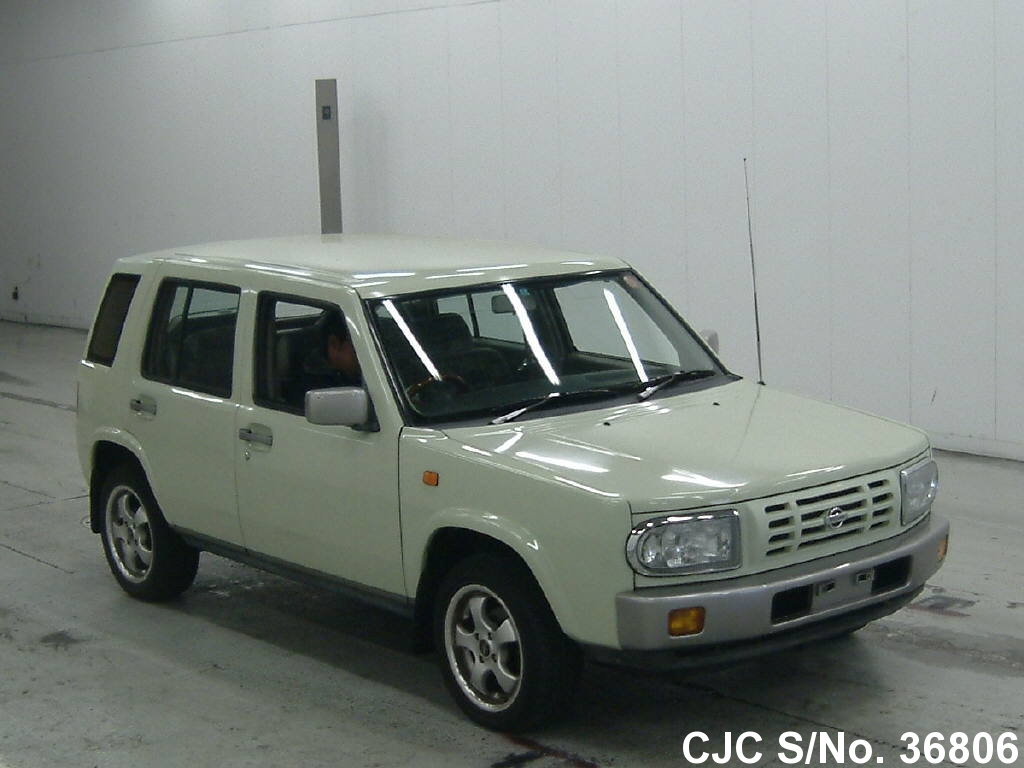 Nissan rasheen 1996