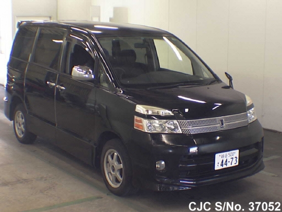 2006 Toyota / Voxy Stock No. 37052