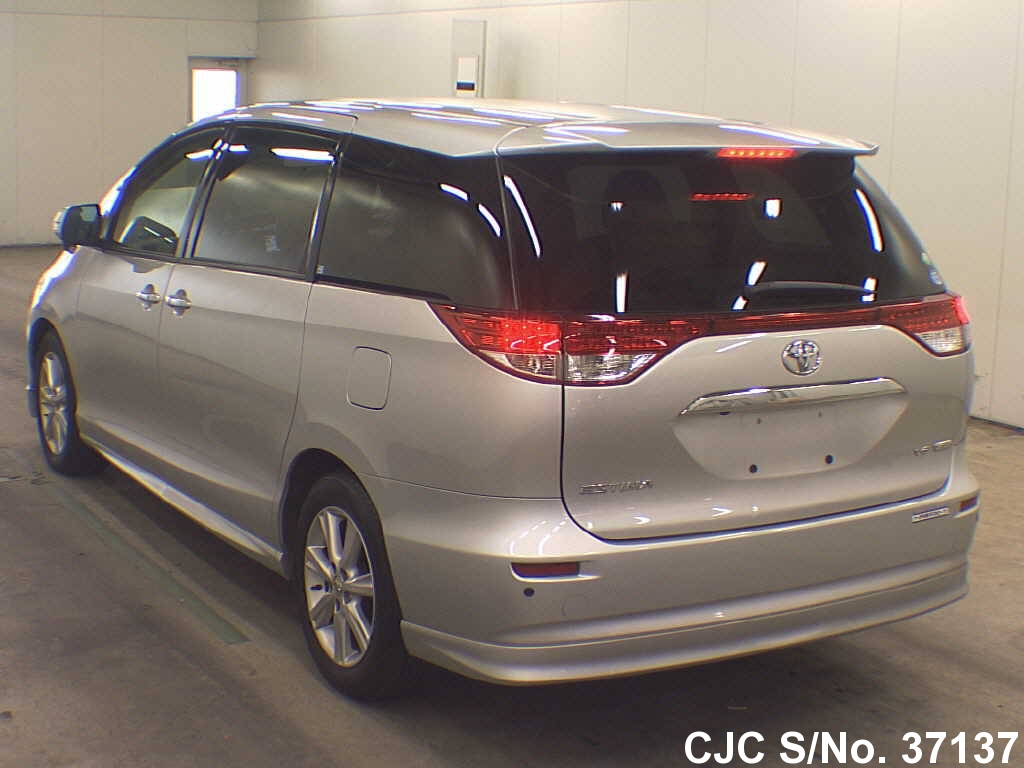 2010 Toyota Estima Silver for sale Stock No. 37137 Japanese Used